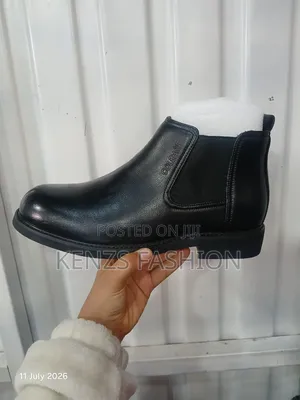 Quality Black Leather Chelsea Boots
