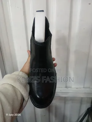 Quality Black Leather Chelsea Boots