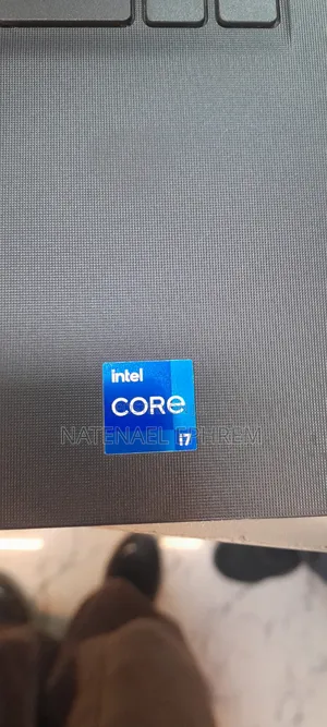 Laptop Dell Vostro 15 3510 8GB Intel Core i7 SSD 512GB