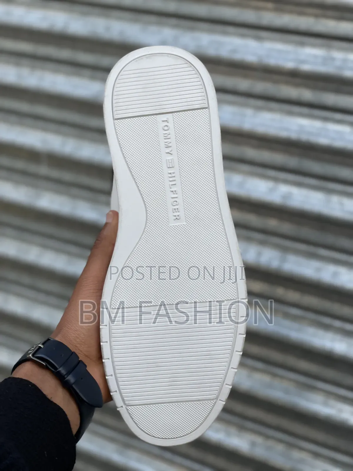 Tommy Hilfiger Modern Looks