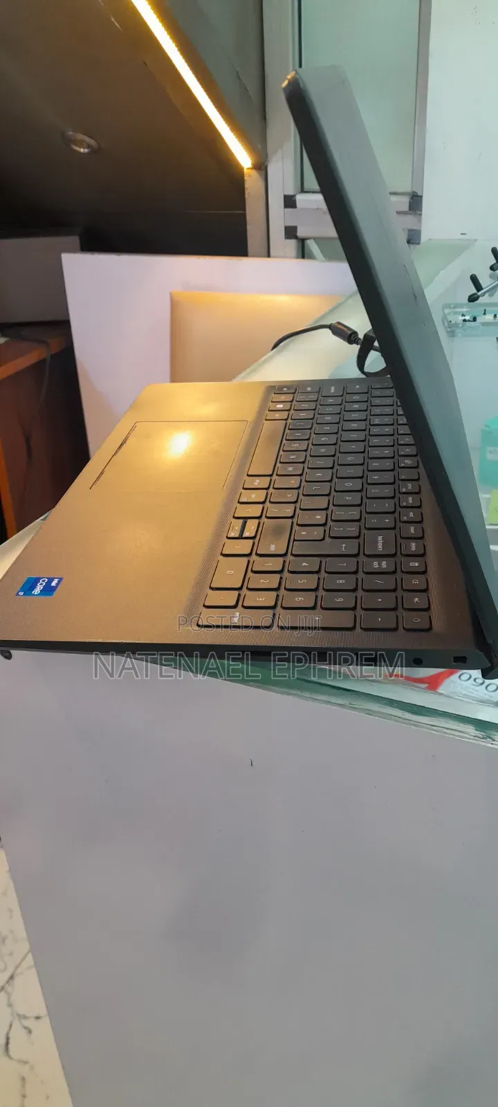 Laptop Dell Vostro 15 3510 8GB Intel Core i7 SSD 512GB