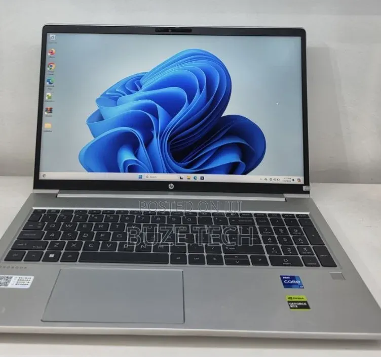 New Laptop HP 16GB Intel Core i7 SSD 1T