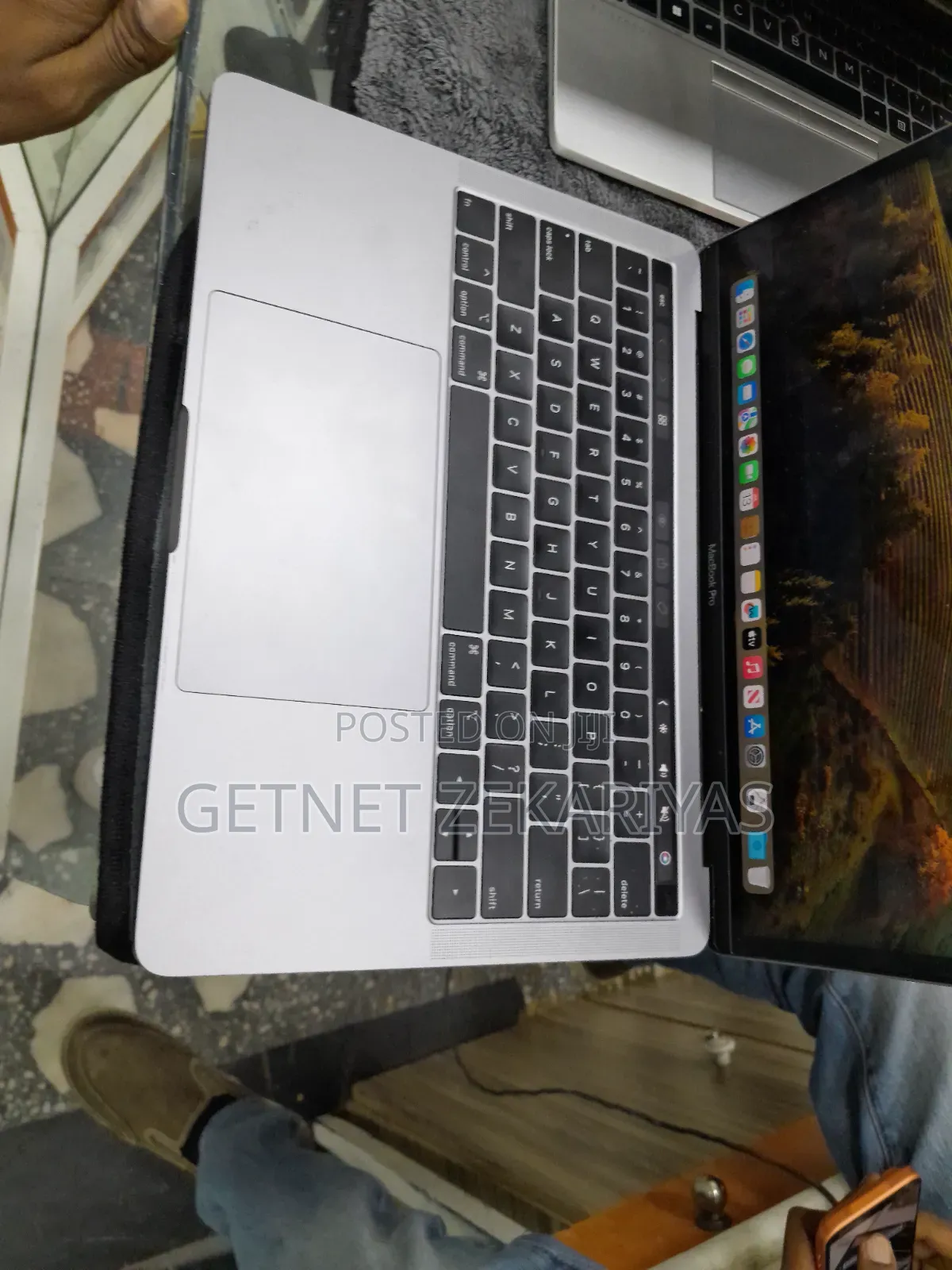 New Laptop Apple MacBook Pro 2019 8GB Intel Core i5 SSD 512GB
