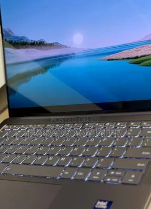 New Laptop Lenovo 16GB Intel Core Ultra 7 SSD 512GB