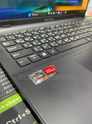 New Laptop Asus Vivobook 15 16GB AMD Ryzen 5 SSD 512GB