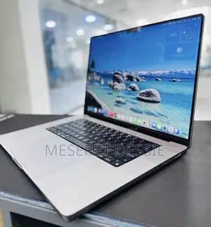 New Laptop HP 16GB Apple M1 Pro SSD 512GB
