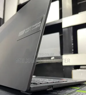 New Laptop Asus Vivobook 15 16GB AMD Ryzen 5 SSD 512GB