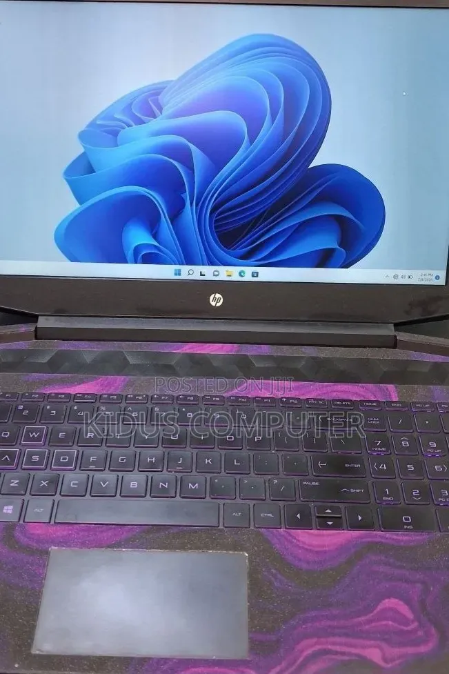 New Laptop HP Pavilion 15 16GB AMD Ryzen 7 SSD 512GB