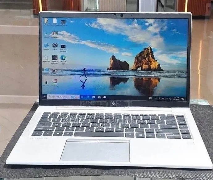 New Laptop HP EliteBook 840 G8 16GB Intel Core i5 SSD 512GB
