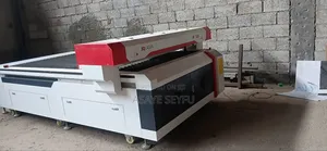 ሌዘር ሲንሲ አዲስ ምንም አይነት ስራ ያልሰራ