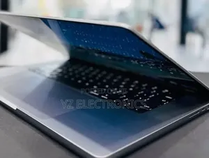 New Laptop Apple MacBook Pro 2021 M1 16GB Intel Core i7 SSD 512GB