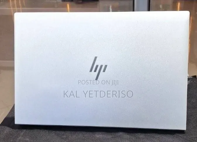 New Laptop HP EliteBook 840 G8 16GB Intel Core i7 SSD 512GB