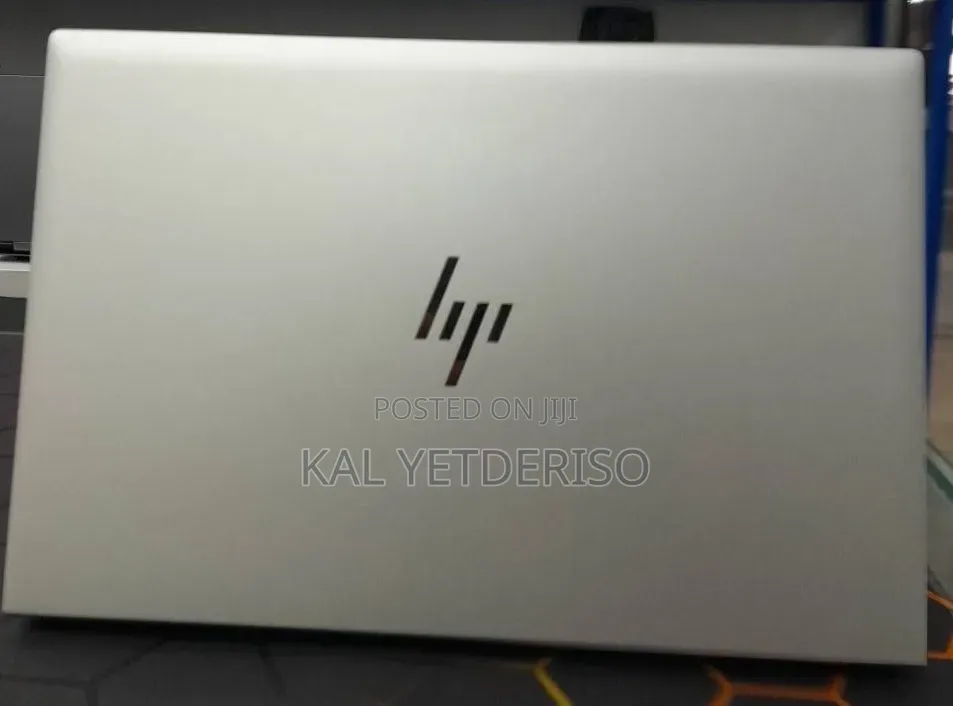 New Laptop HP EliteBook 840 G8 16GB Intel Core i7 SSD 512GB