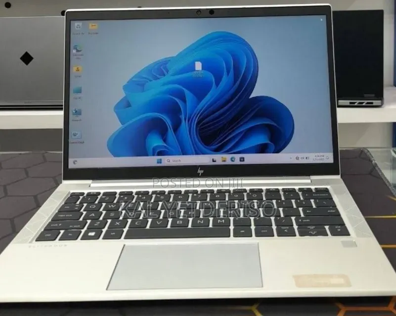 New Laptop HP EliteBook 840 G8 16GB Intel Core i7 SSD 512GB
