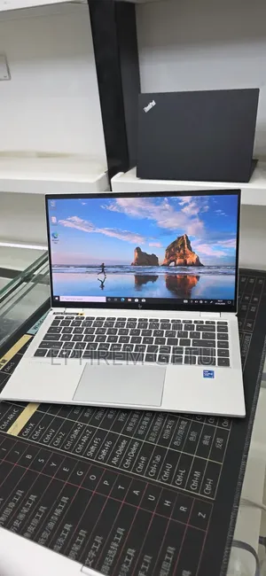New Laptop HP EliteBook 1040 G8 32GB Intel Core i7 SSD 512GB