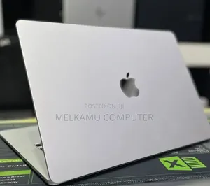 New Laptop Apple MacBook Air 2025 M4 24GB Apple M4 SSD 512GB