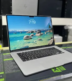 New Laptop Apple MacBook Air 2025 M4 24GB Apple M4 SSD 512GB