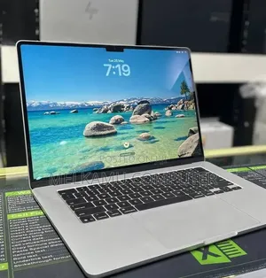 New Laptop Apple MacBook Air 2025 M4 24GB Apple M4 SSD 512GB