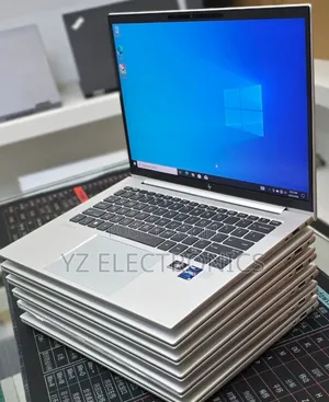 New Laptop HP EliteBook 645 G9 4GB Intel Core 7 SSD 160GB