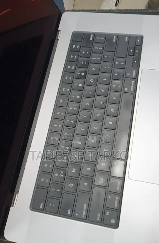 New Laptop Apple MacBook Pro 2021 M1 Max 32GB Apple M1 Max SSD 1T
