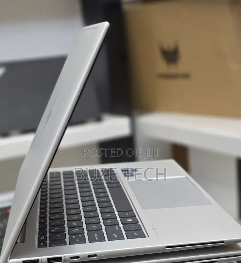 New Laptop HP EliteBook 840 G9 16GB Intel Core i7 SSD 512GB