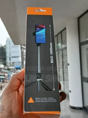 T10 Retractable Tripod Selfie Stick