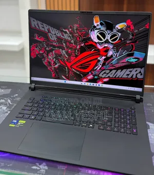 New Laptop Asus ROG Strix G18 32GB Intel Core Ultra 9 SSD 2T