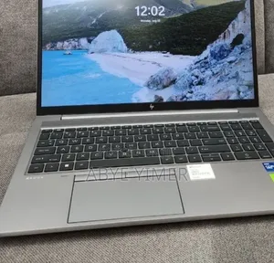 New Laptop HP ZBook 15u G5 16GB Intel Core i7 SSD 512GB