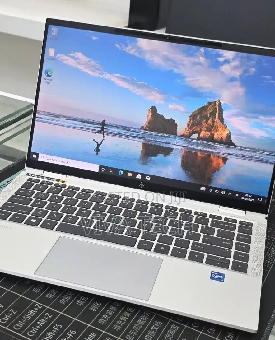 New Laptop HP EliteBook 1040 G8 16GB Intel Core i7 SSD 512GB