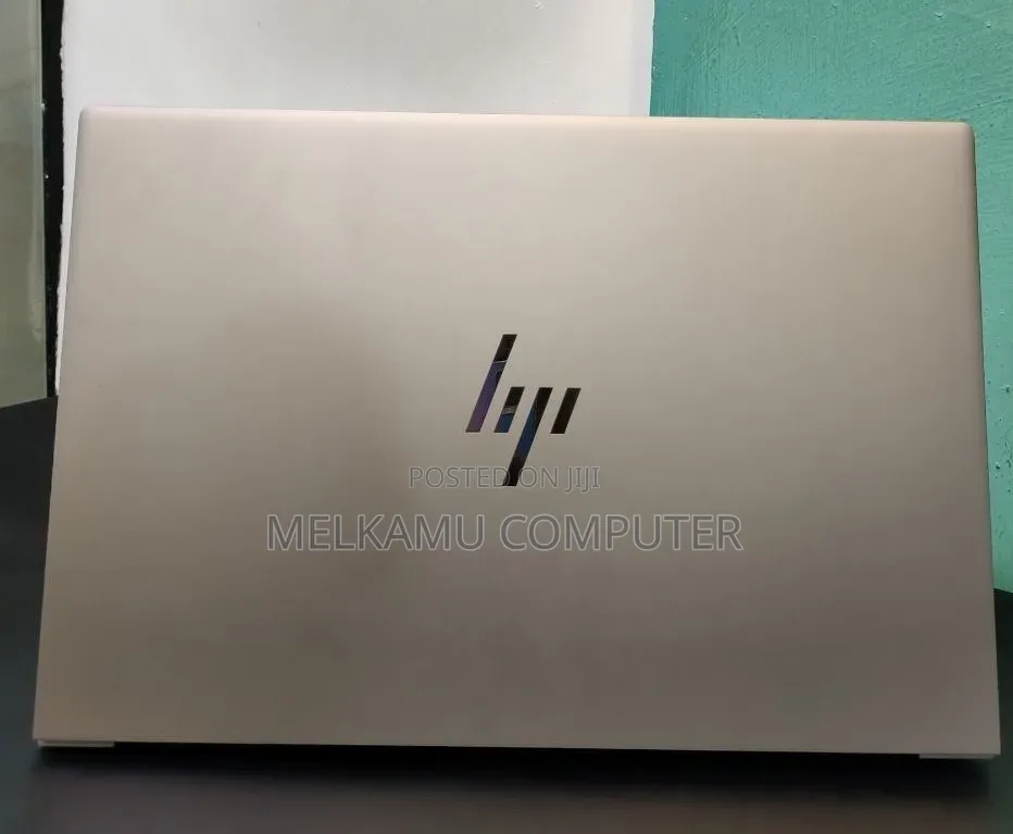 New Laptop HP ZBook Studio 16GB Intel Core i9 SSD 512GB
