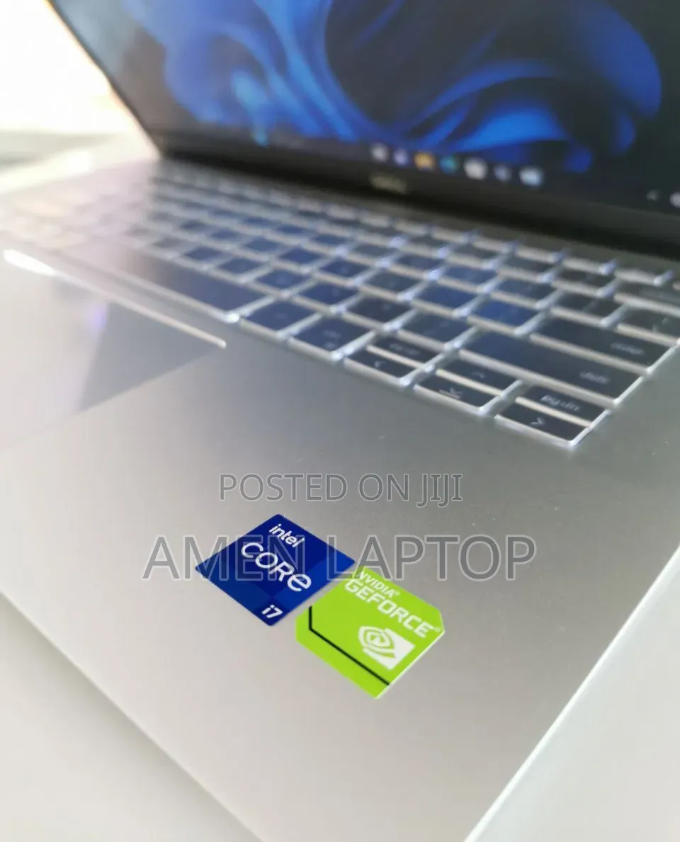 New Laptop Dell Inspiron 15 5502 16GB Intel SSD 512GB