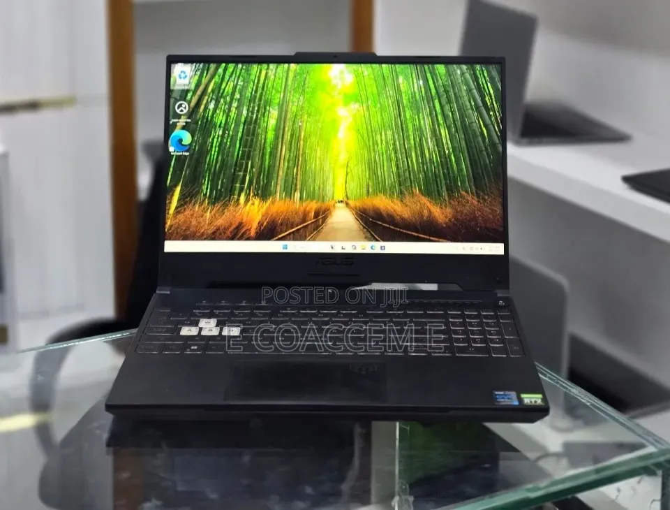 New Laptop Asus 16GB Intel Core i7 SSD 512GB