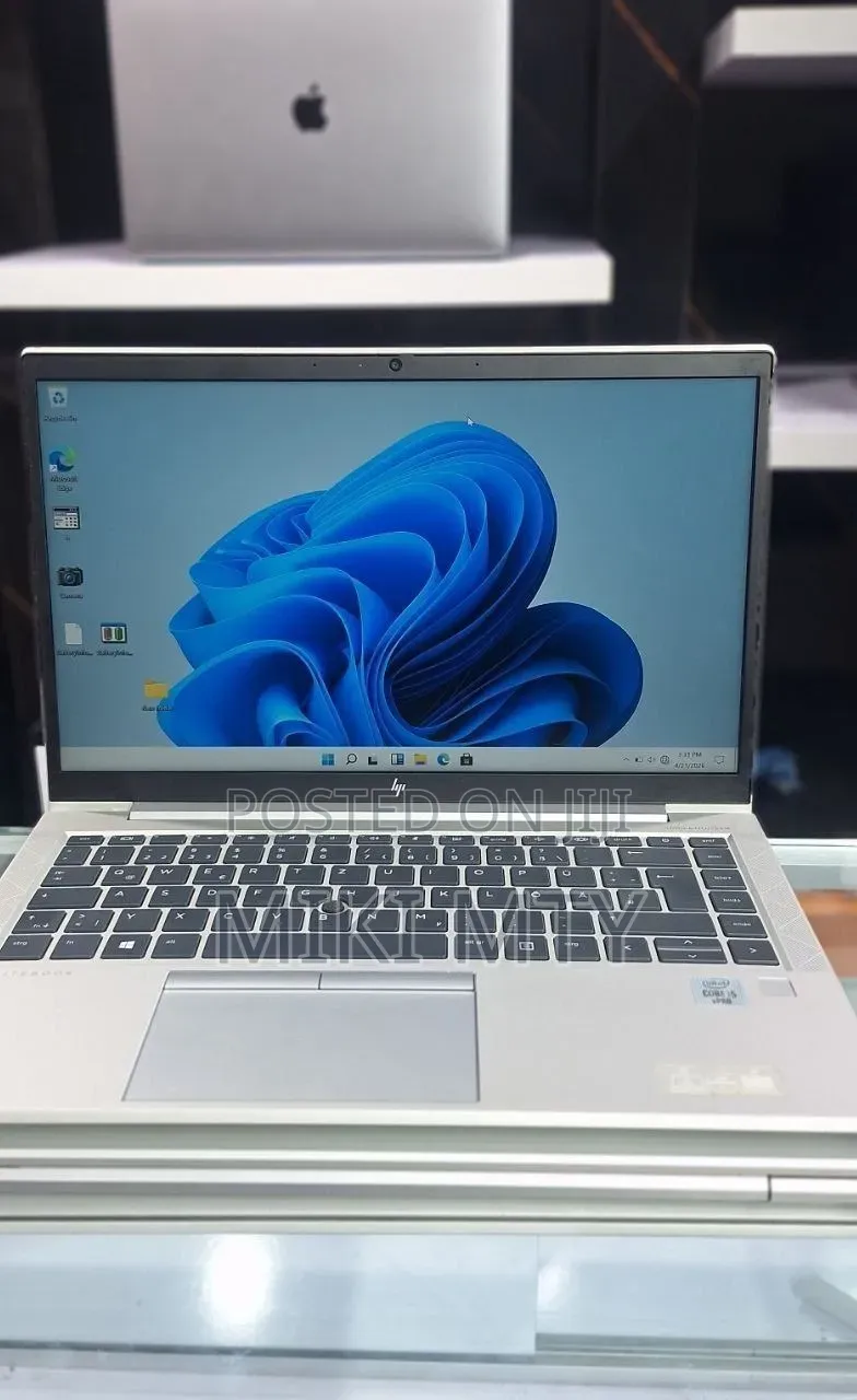 New Laptop HP EliteBook x360 1030 G7 8GB Intel Core i5 SSD 512GB