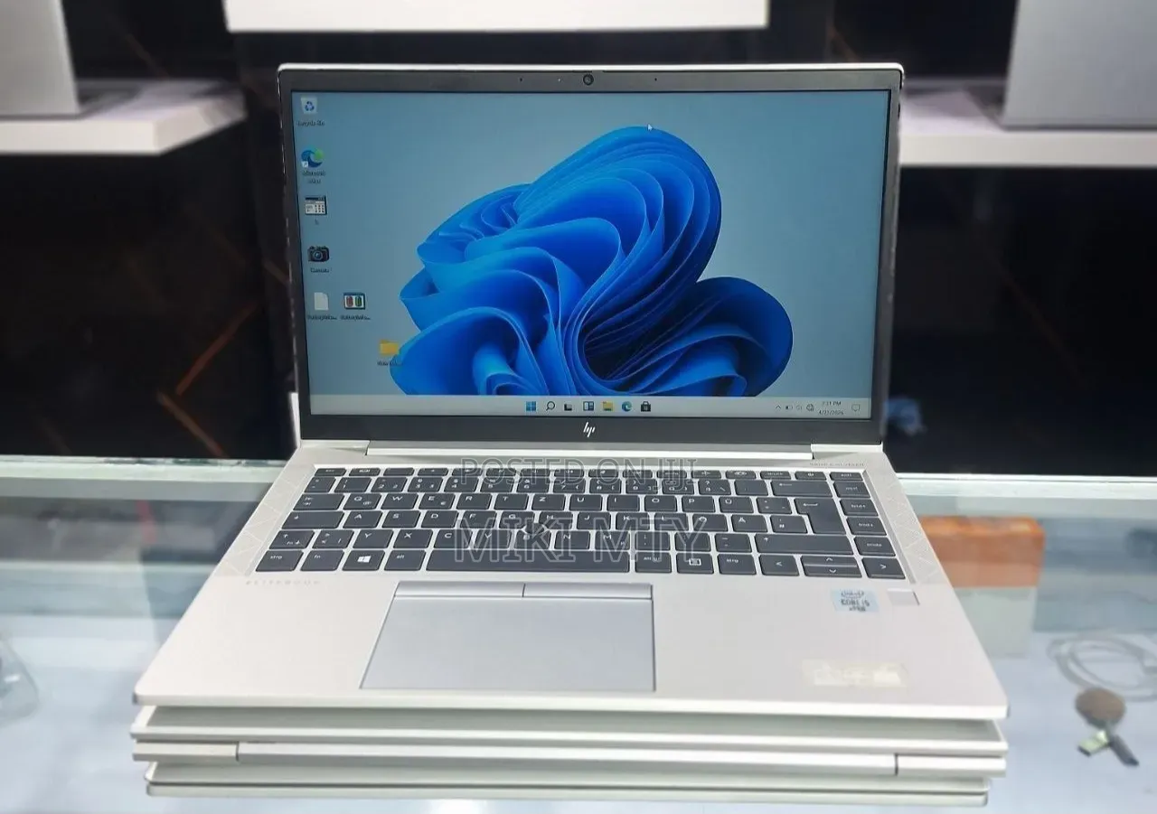 New Laptop HP EliteBook x360 1030 G7 8GB Intel Core i5 SSD 512GB