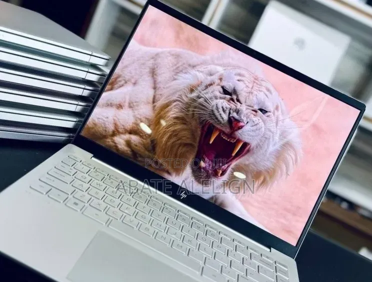 New Laptop HP Pavilion 14 16GB Intel Core i5 SSD 1T