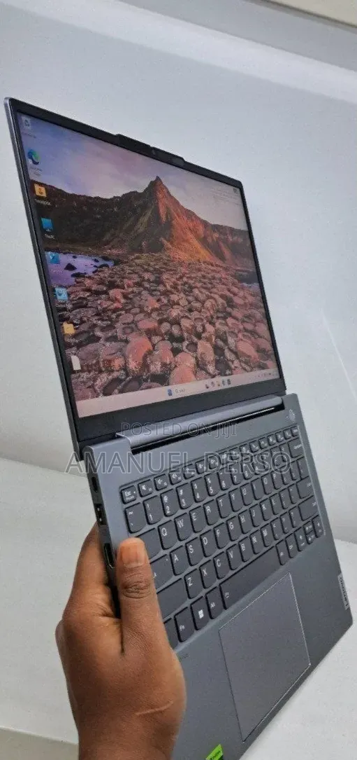 New Laptop Lenovo Legion 5 16GB AMD Ryzen 7 SSD 512GB