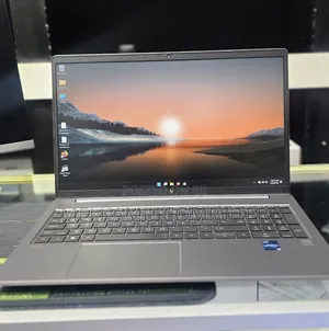 New Laptop HP ZBook 15 16GB Intel Core i7 SSD 512GB
