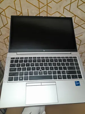 New Laptop HP EliteBook 840 G8 8GB Intel Core i5 SSD 512GB
