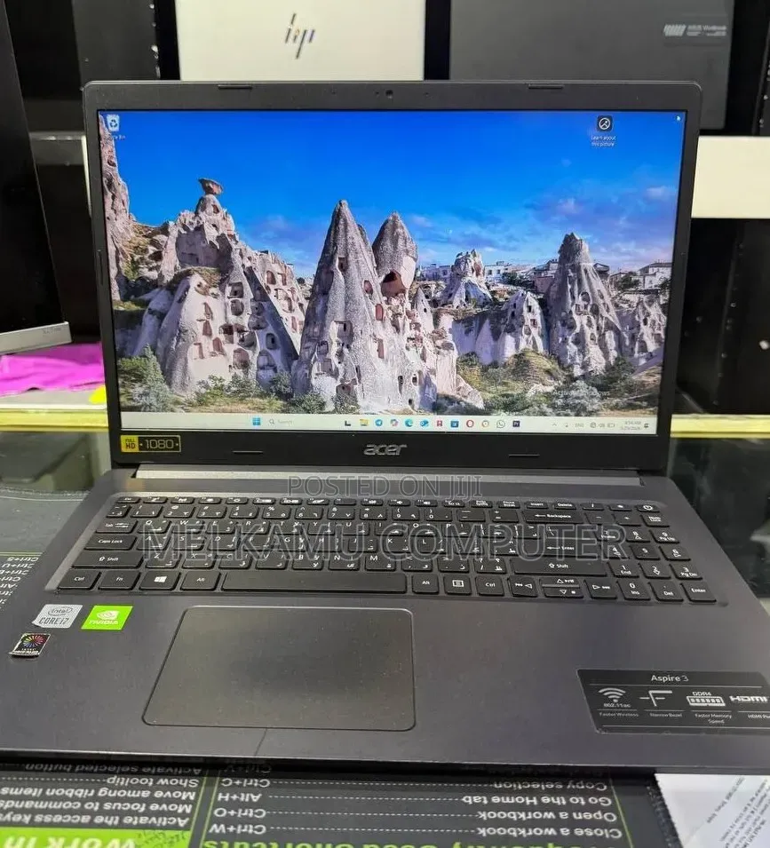 New Laptop Acer Aspire 3 8GB Intel Core i7 SSD 256GB