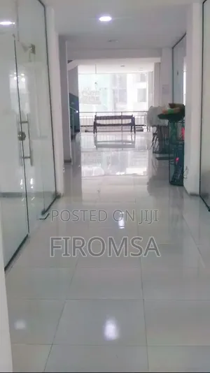 Mixed Use Commercial Building for Rent