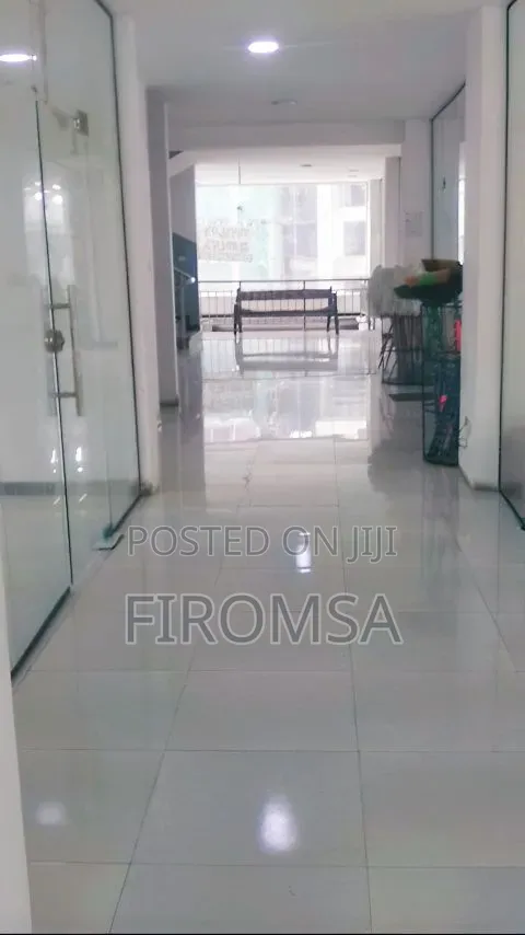 Mixed Use Commercial Building for Rent