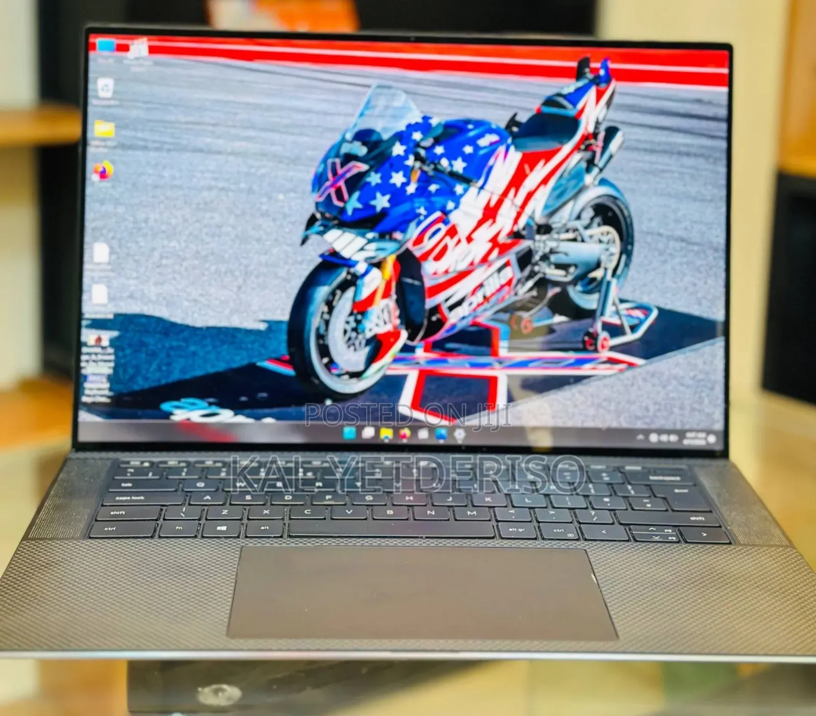 New Laptop Dell Precision 5560 16GB Intel Core i7 SSD 512GB