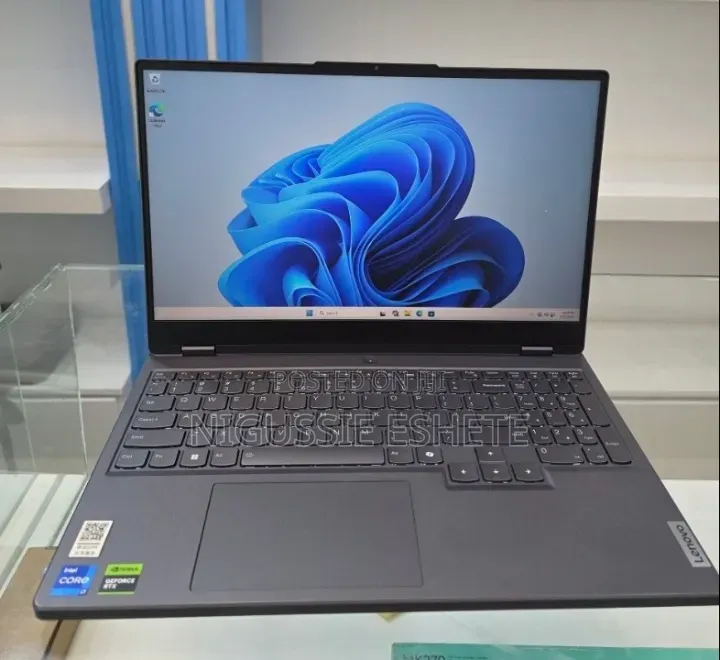 New Laptop Lenovo Legion 5 24GB Intel Core i7 SSD 1T