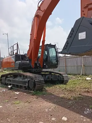 Hitachi 350h-7g With 50%70%Bank Option