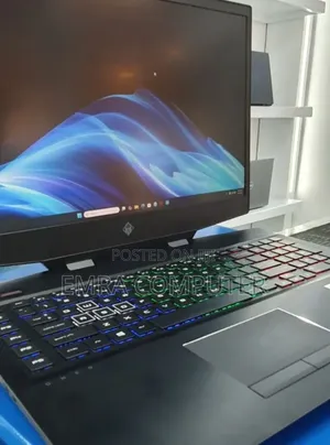 New Laptop HP Omen 17 16GB Intel Core i7 SSD 256GB