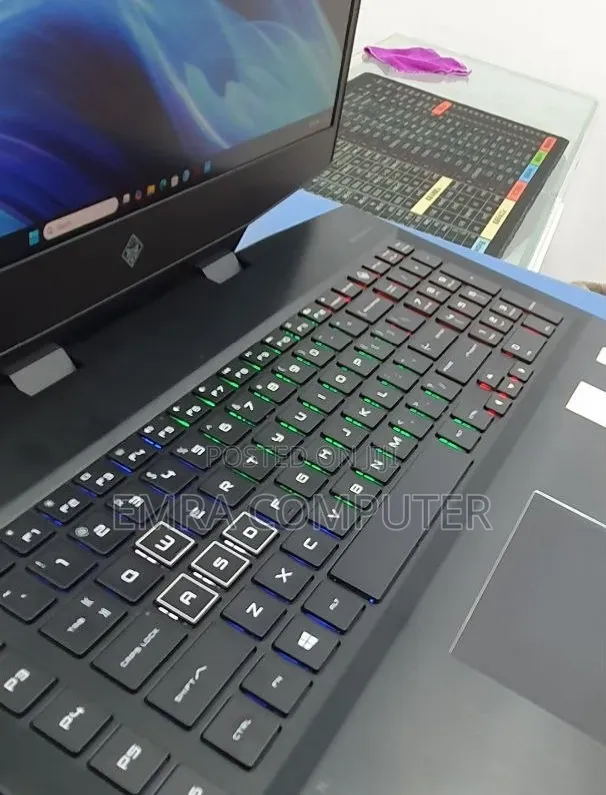 New Laptop HP Omen 17 16GB Intel Core i7 SSD 256GB