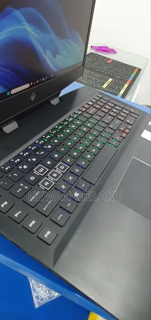 New Laptop HP Omen 17 16GB Intel Core i7 SSD 512GB