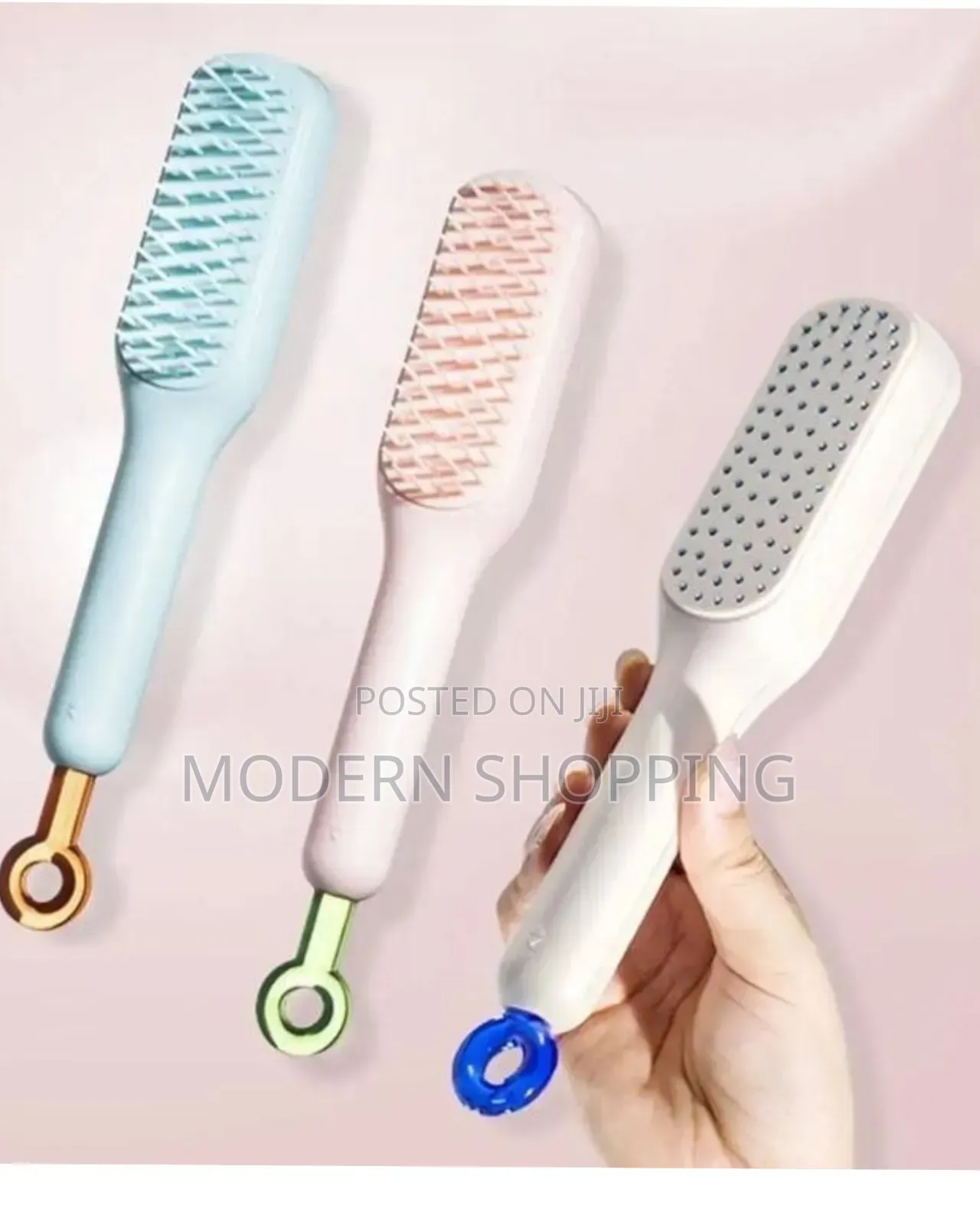 Retractable Cleaning Hair Brush