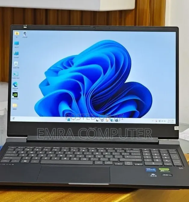 New Laptop HP Victus 16 16GB Intel Core i7 SSD 1T