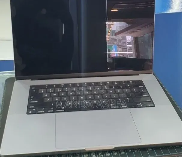 New Laptop Apple MacBook Pro 2021 M1 Max 32GB Apple M1 Max SSD 1T